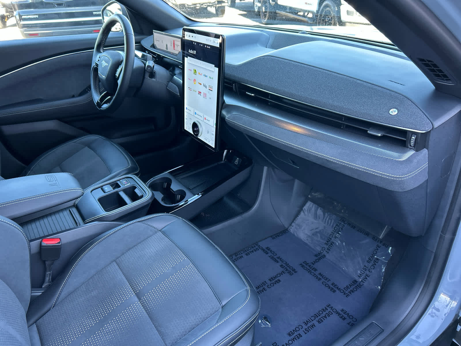 Certified 2025 Ford Mustang Mach-E GT image 16