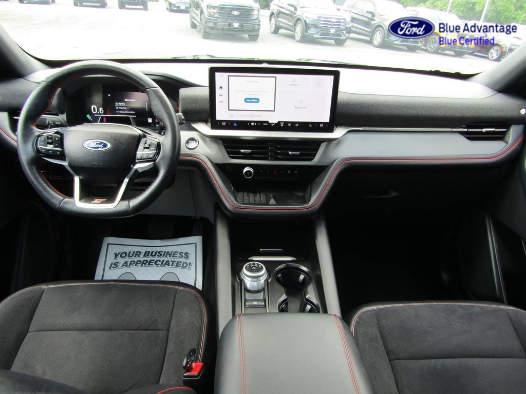 Certified 2025 Ford Explorer ST AWD/4WD image 4