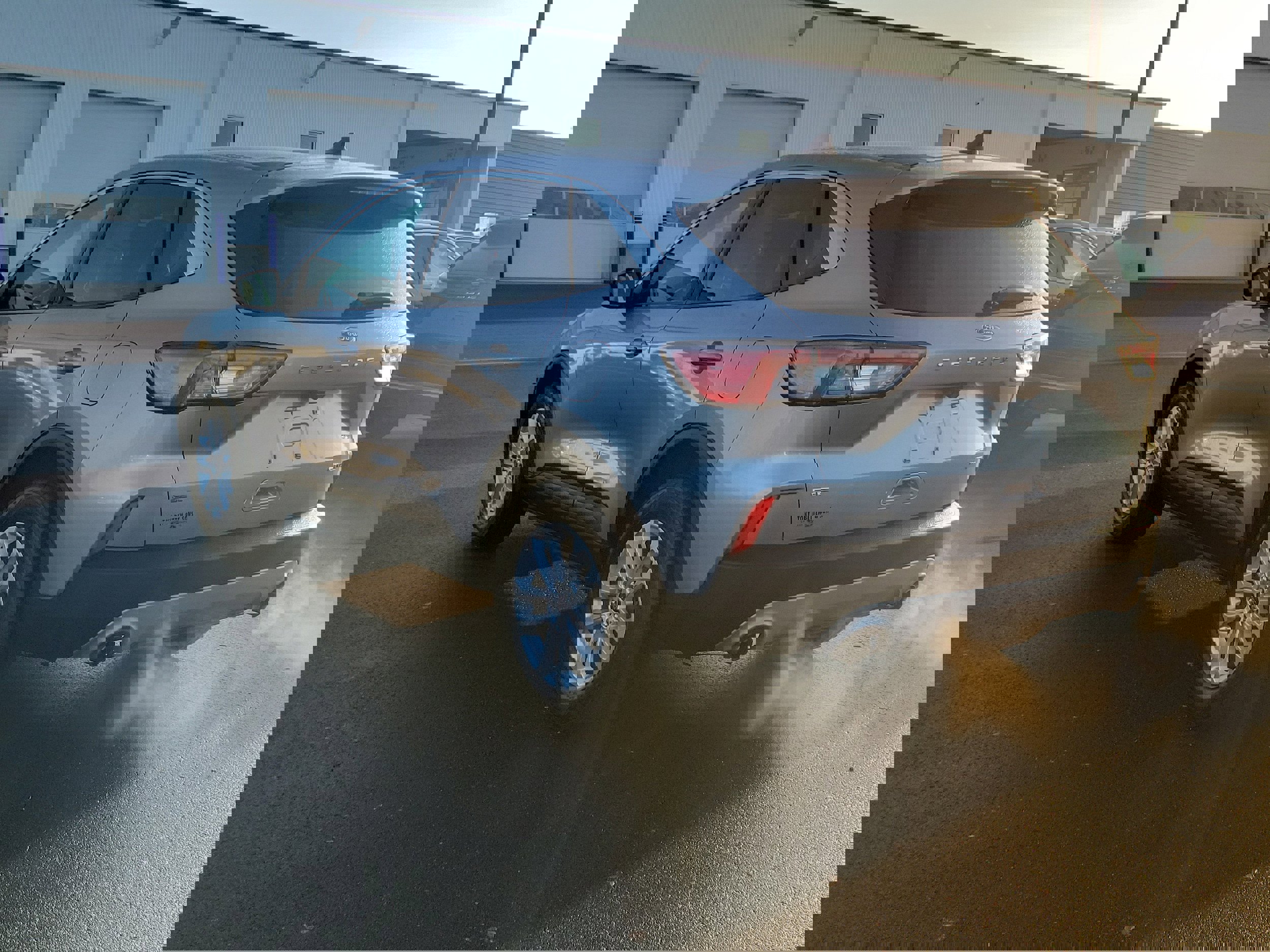 Certified 2021 Ford Escape SE image 3