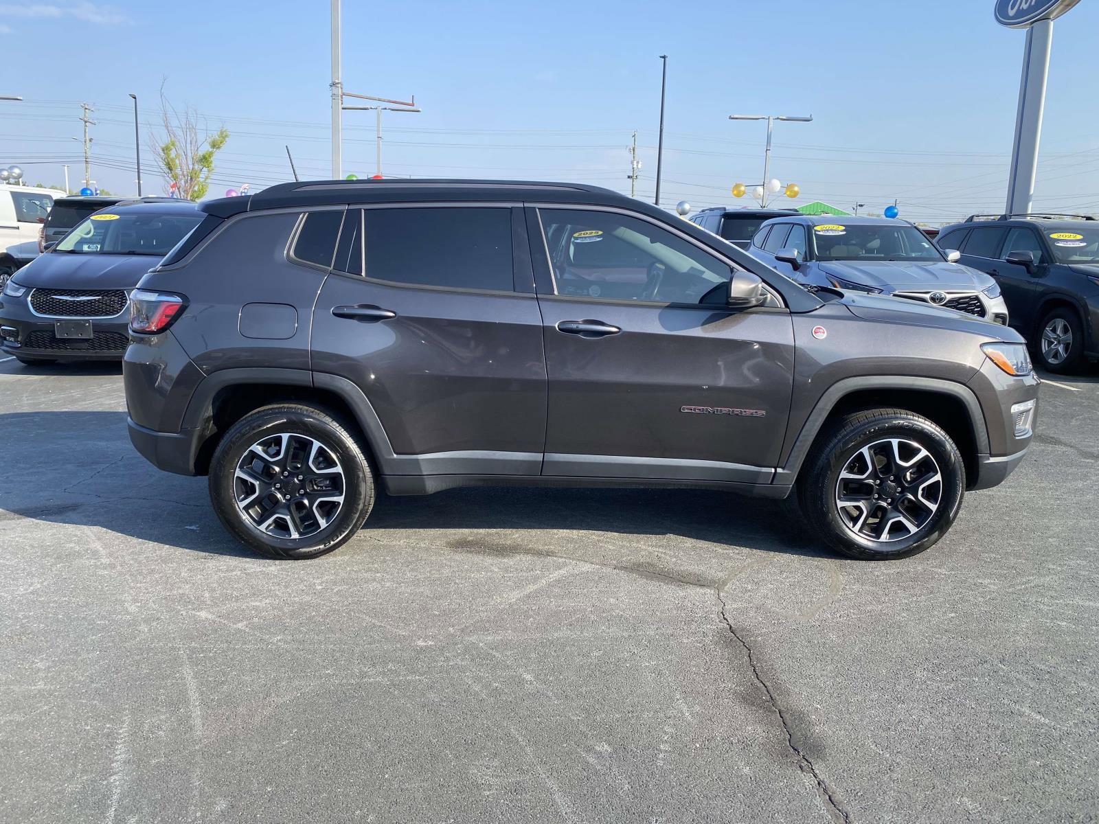 Used 2021 Jeep Compass Trailhawk AWD/4WD image 8