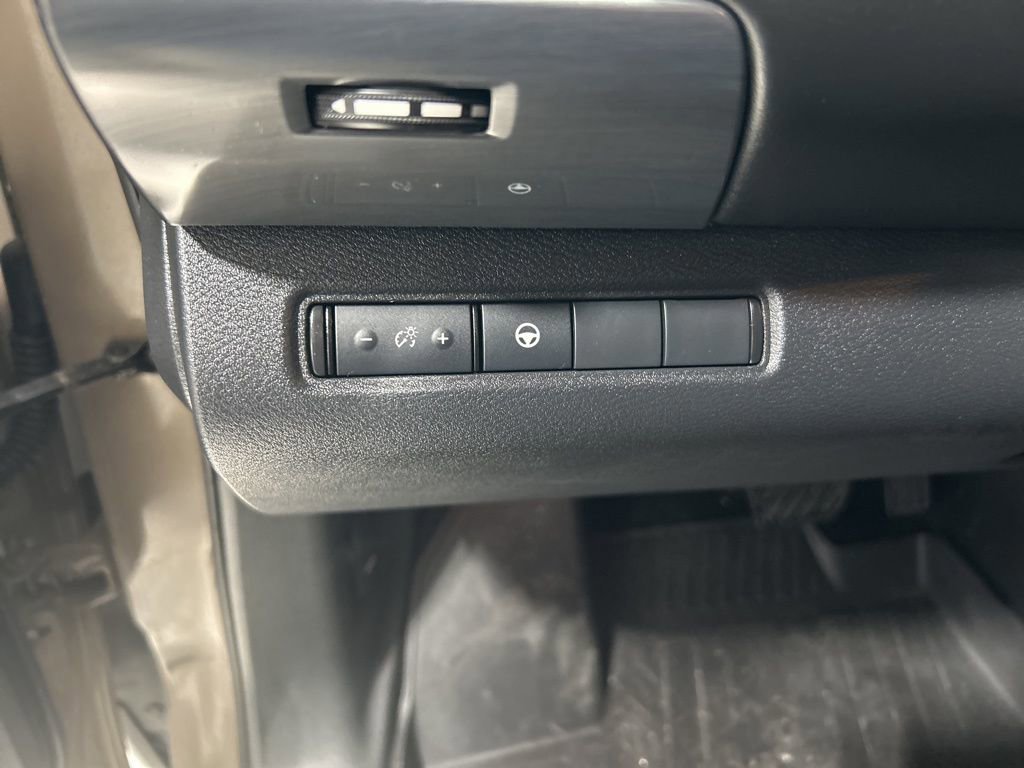 Used 2023 Nissan Pathfinder Rock Creek image 14