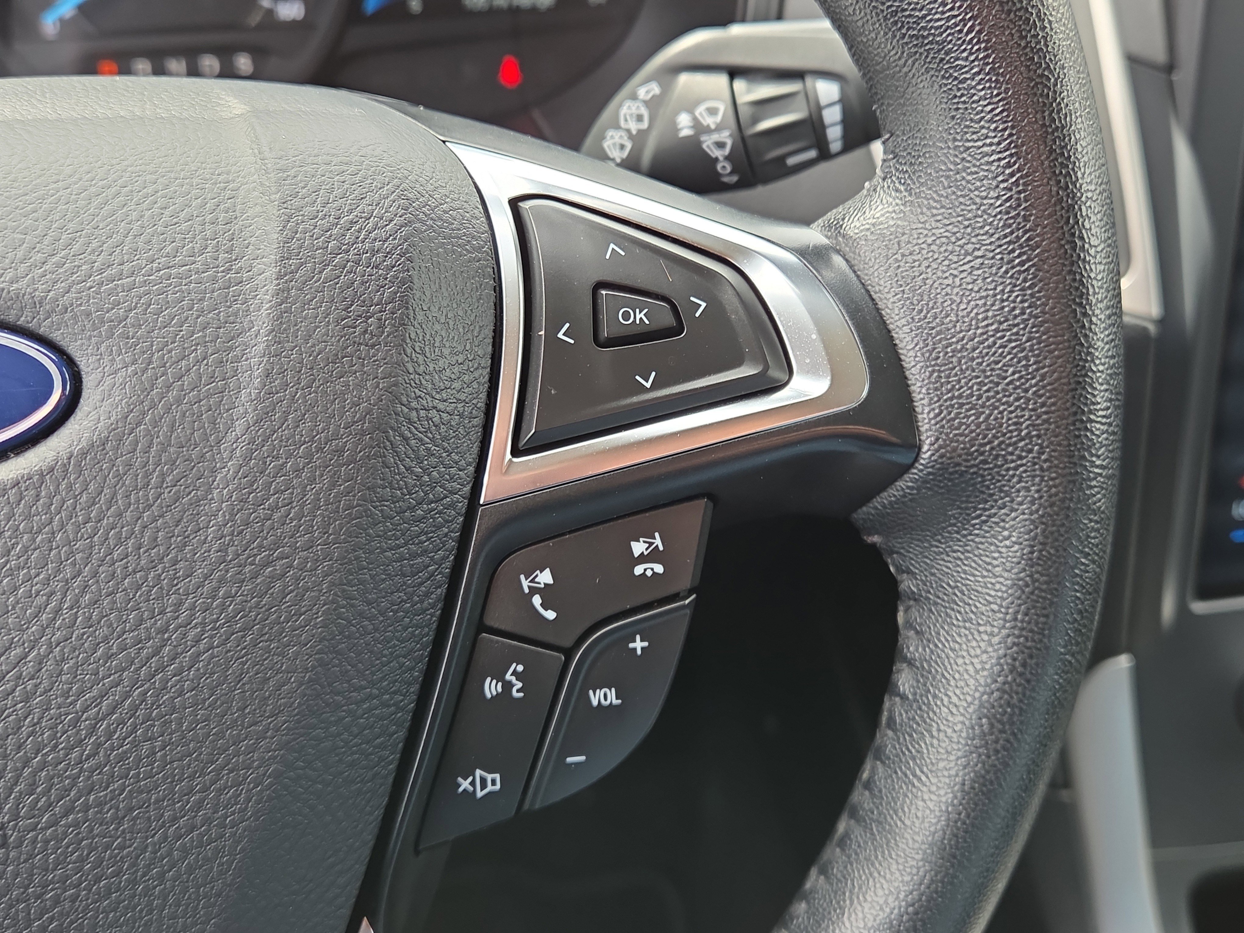 Certified 2024 Ford Edge SEL image 20