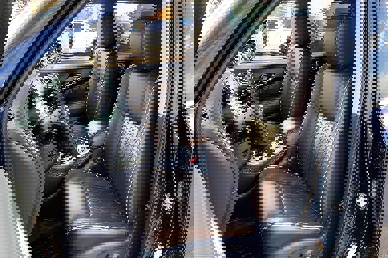 Used 2019 INFINITI QX60 Luxe w/ Sensory Package image 7