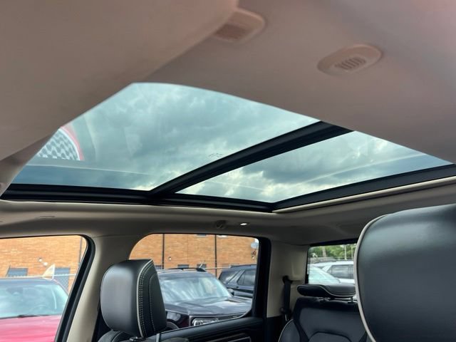 Used 2019 RAM 1500 Laramie AWD/4WD image 19