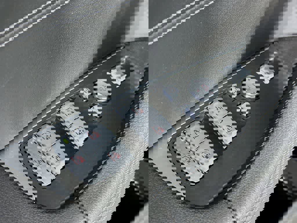 Used 2022 BMW X3 sDrive30i w/ M Sport Package 2 image 29