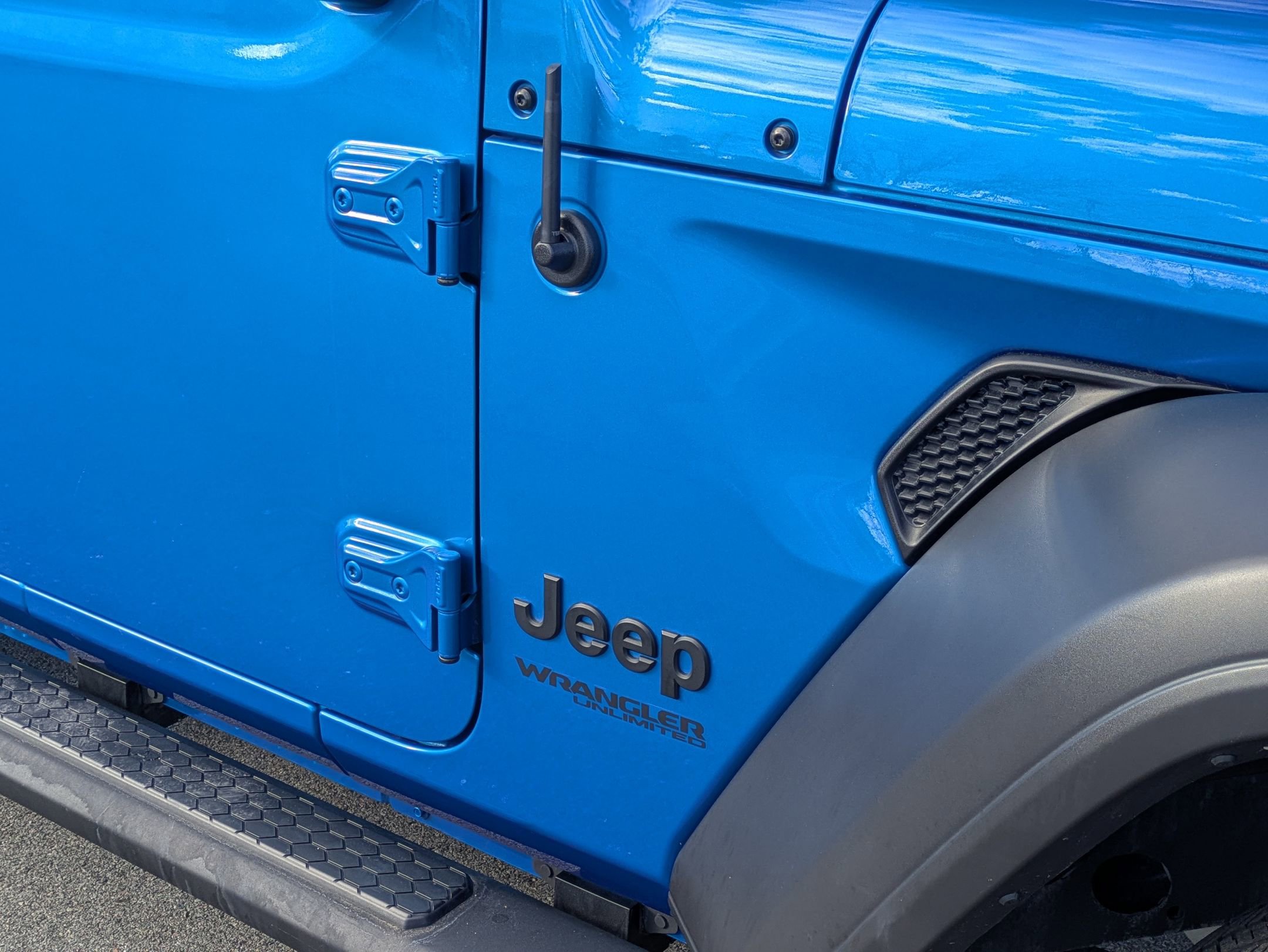 Used 2021 Jeep Wrangler Unlimited Sport w/ LED Headlamp & Fog Lamp Group image 12