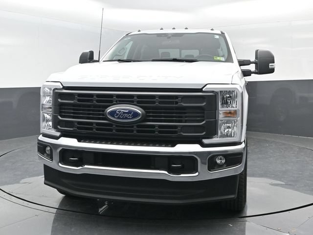 Certified 2024 Ford F250 XL w/ Snow Plow Prep Package AWD/4WD image 17