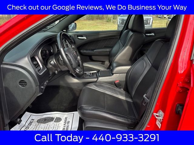 Used 2019 Dodge Charger SXT w/ Plus Group image 12