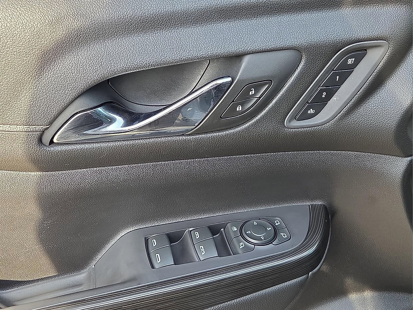 Used 2021 GMC Acadia SLT w/ Premium Package FWD image 14