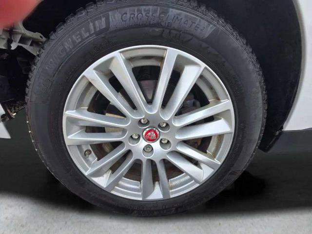 Used 2017 Jaguar F-PACE Prestige AWD/4WD image 26