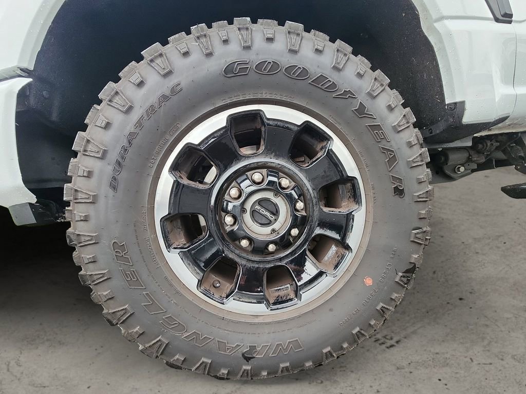 Certified 2026 Ford F250 Lariat w/ Tremor Off-Road Package AWD/4WD image 14