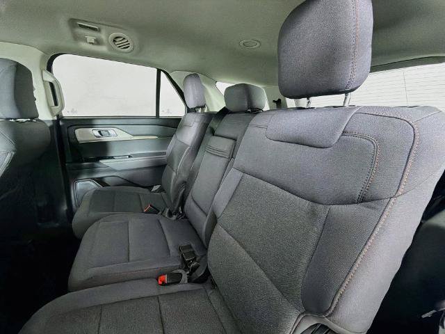 Certified 2025 Ford Explorer Active AWD/4WD image 24