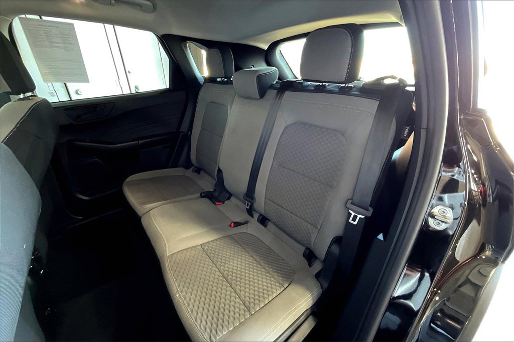 Certified 2022 Ford Escape SE w/ Cold Weather Package image 26