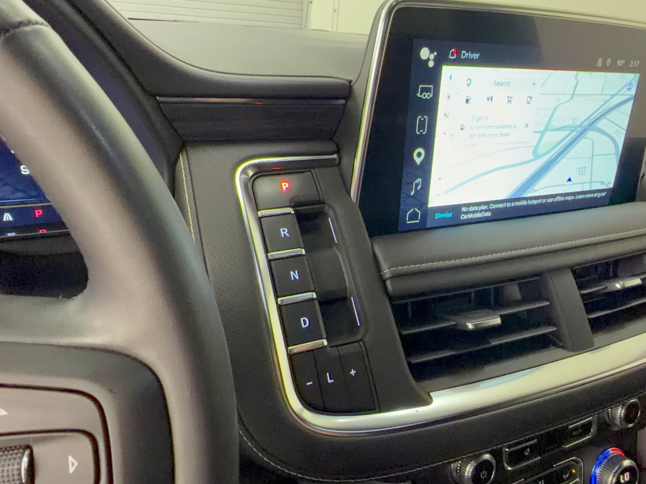 Used 2023 GMC Yukon SLT w/ SLT Luxury Package RWD image 21