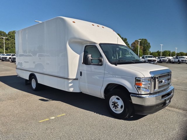 Certified 2025 Ford E-350 and Econoline 350 Super Duty w/ Power Equipment Group