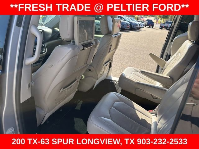 Used 2019 Chrysler Pacifica Touring-L Plus w/ Tire & Wheel Group image 11