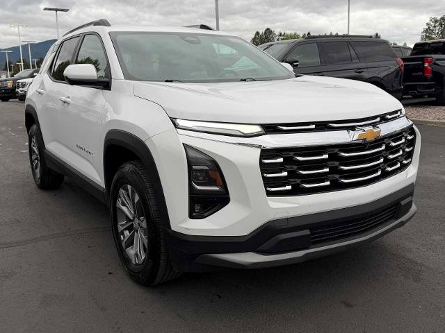 Used 2025 Chevrolet Equinox LT w/ Convenience Package II AWD/4WD image 4