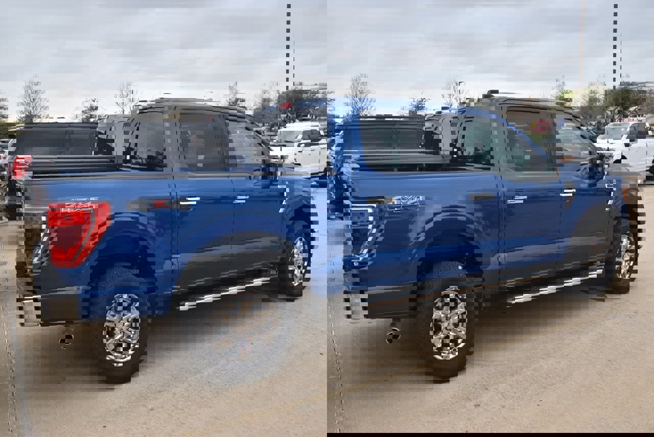 Certified 2022 Ford F150 XLT w/ Equipment Group 302A High image 6