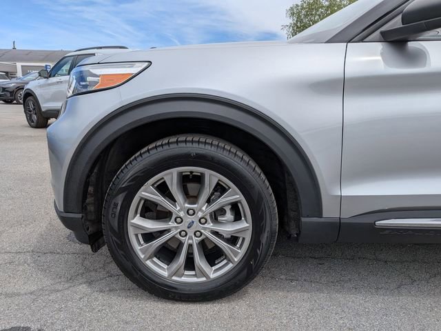Certified 2023 Ford Explorer XLT w/ Equipment Group 202A AWD/4WD image 23