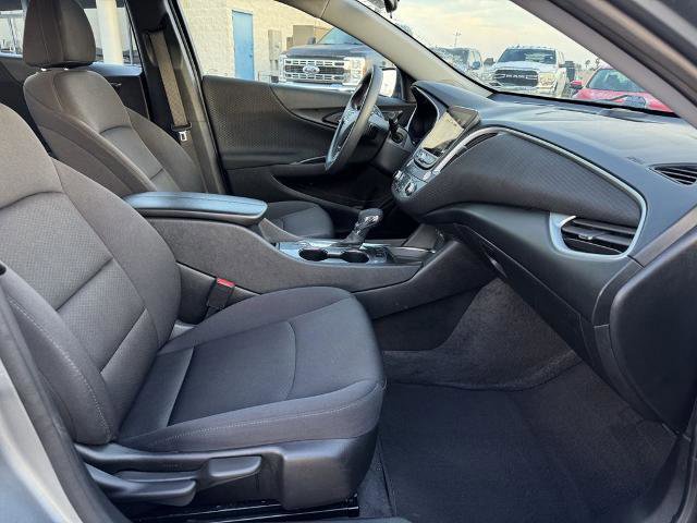 Used 2024 Chevrolet Malibu LT image 17