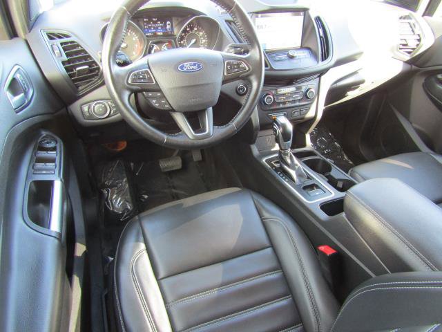 Certified 2019 Ford Escape SEL image 2