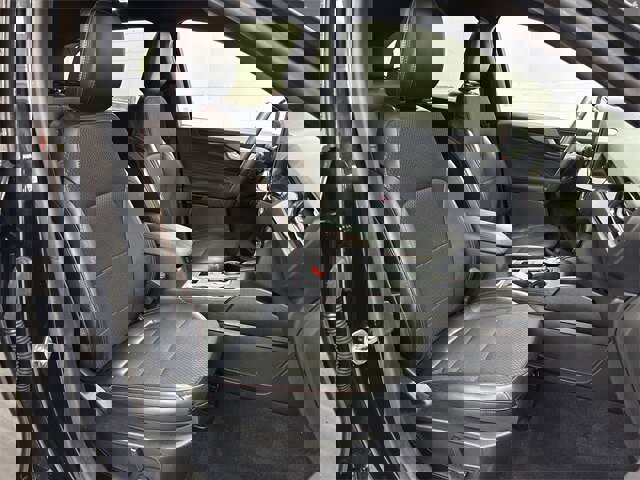 Certified 2023 Ford Escape ST-Line Select w/ Tech Pack #2 image 15