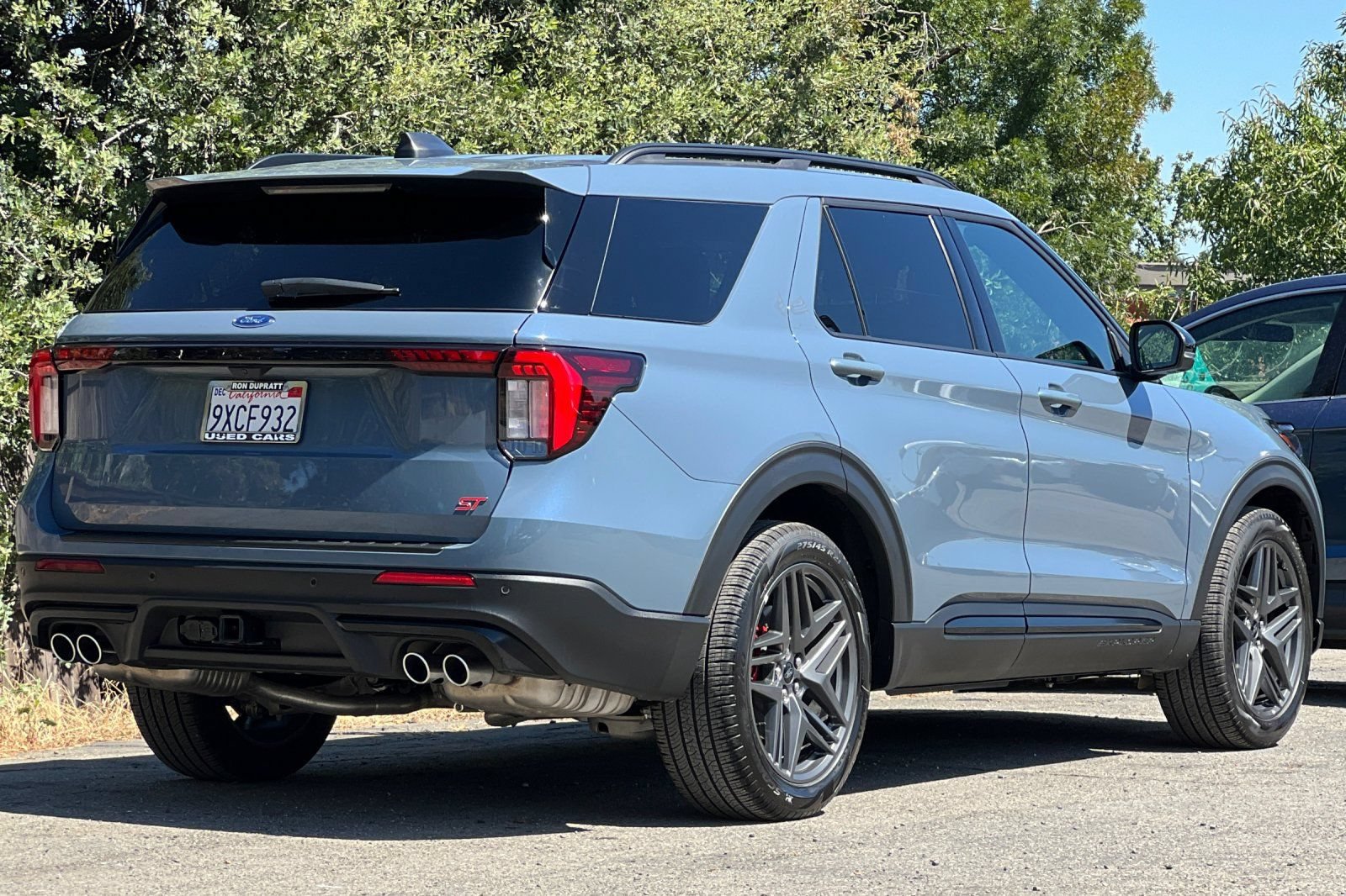 Certified 2025 Ford Explorer ST w/ Sun And Sound Package AWD/4WD image 4
