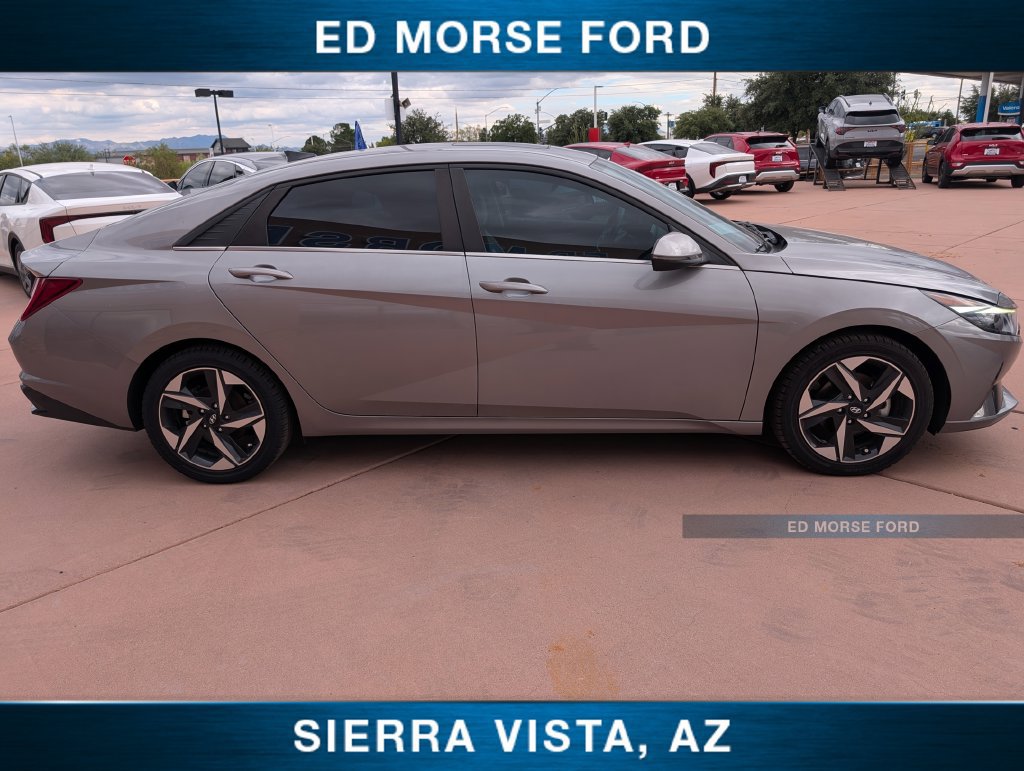 Used 2023 Hyundai Elantra Limited FWD image 10