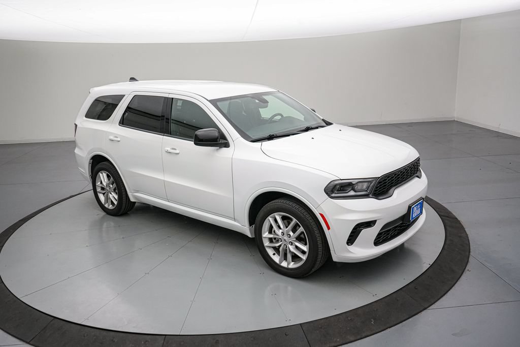 Used 2025 Dodge Durango GT AWD/4WD image 2