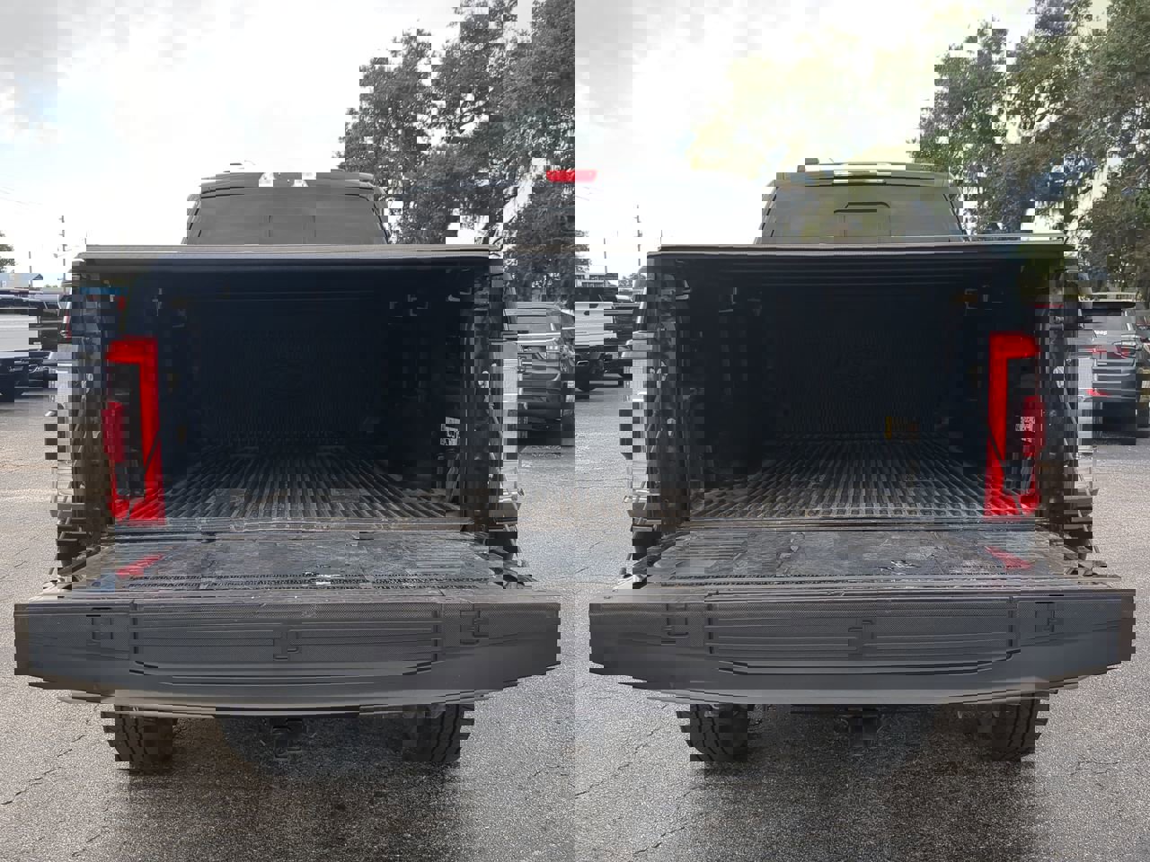 Certified 2023 Ford F150 Lariat w/ Equipment Group 502A High image 13