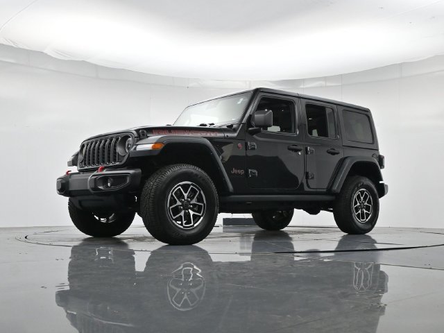 Used 2025 Jeep Wrangler Unlimited Rubicon AWD/4WD image 32