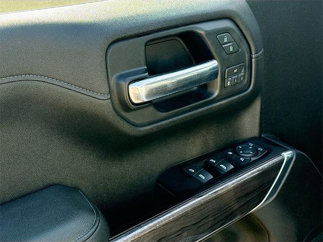 Used 2019 Chevrolet Silverado 1500 LTZ w/ LTZ Premium Package image 16