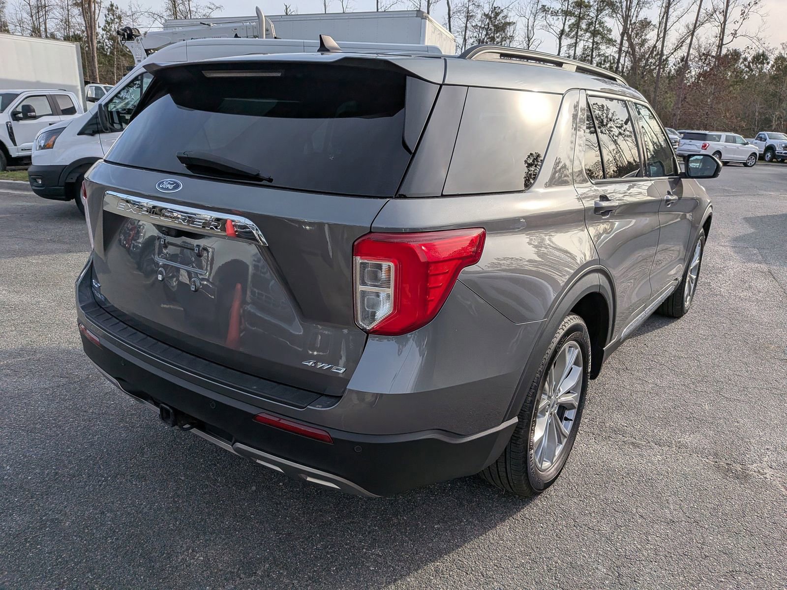 Certified 2023 Ford Explorer XLT w/ Equipment Group 202A image 5