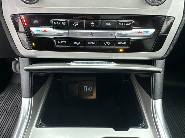 Certified 2022 Ford Explorer XLT w/ Equipment Group 202A image 39