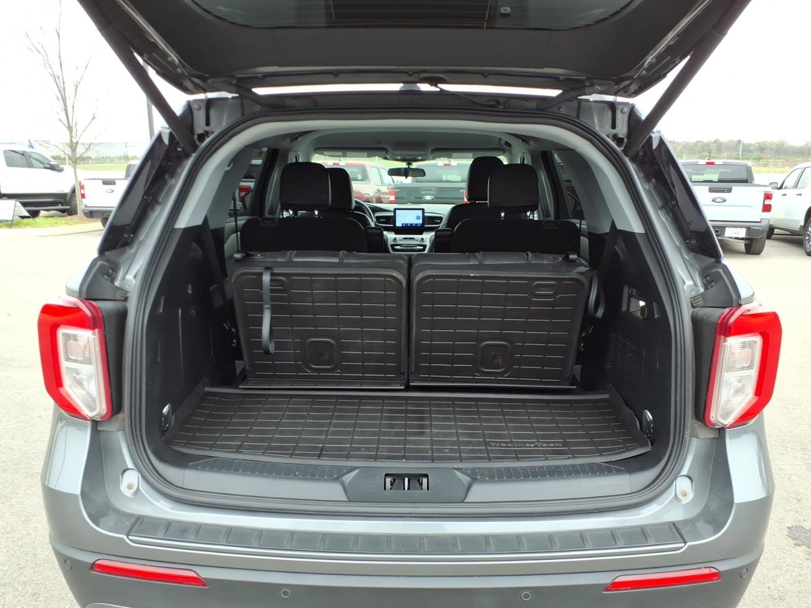 Certified 2023 Ford Explorer XLT w/ Equipment Group 202A image 10
