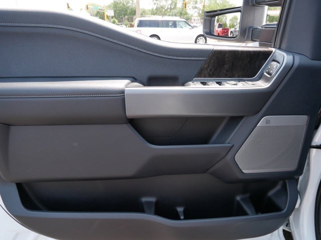 Certified 2025 Ford F250 Lariat AWD/4WD image 9