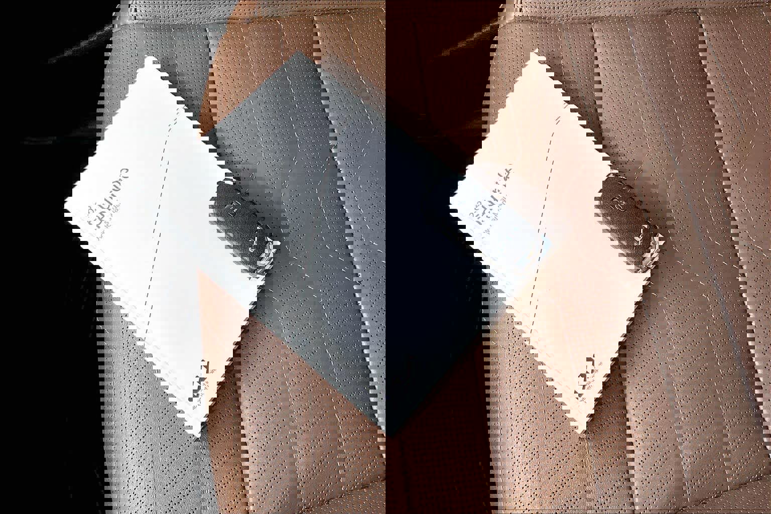 Used 2022 Kia Telluride SX w/ SX Prestige Package image 17