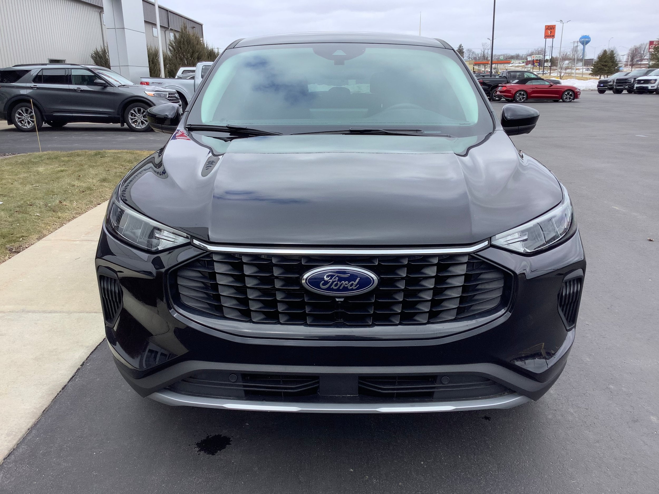 Certified 2023 Ford Escape Active w/ Tech Pack #2 AWD/4WD image 3