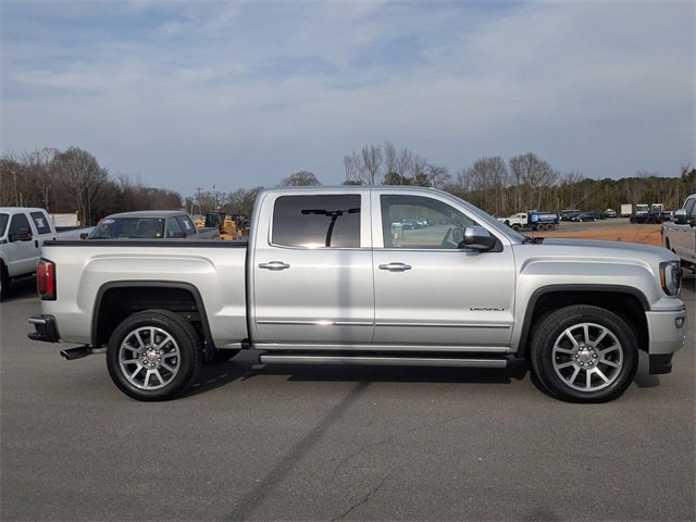 Used 2018 GMC Sierra 1500 Denali image 2