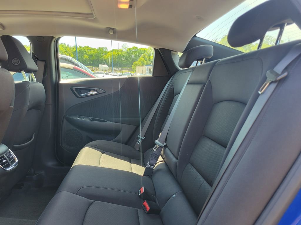Used 2023 Chevrolet Malibu LT FWD image 35