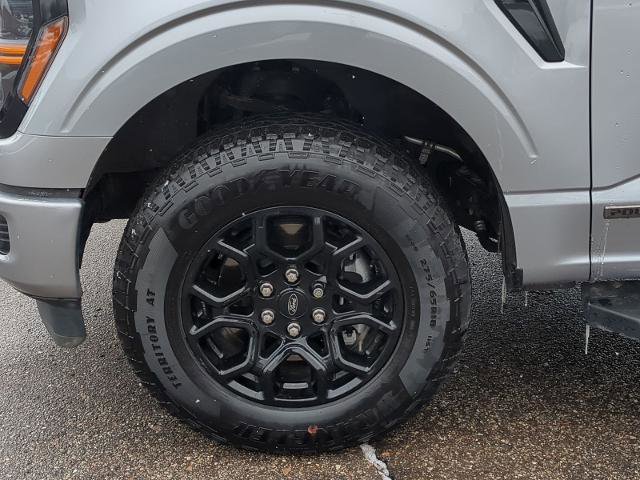 Certified 2025 Ford F150 XLT w/ Equipment Group 302A MID AWD/4WD image 19