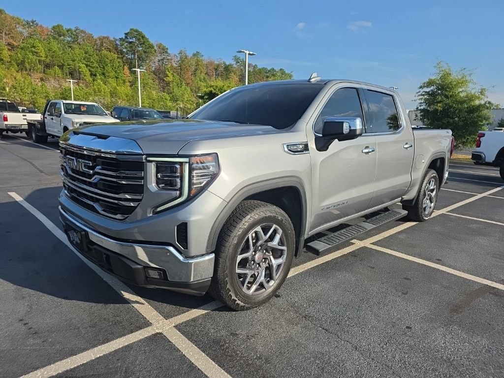 Used 2024 GMC Sierra 1500 SLT w/ SLT Convenience Package AWD/4WD image 2