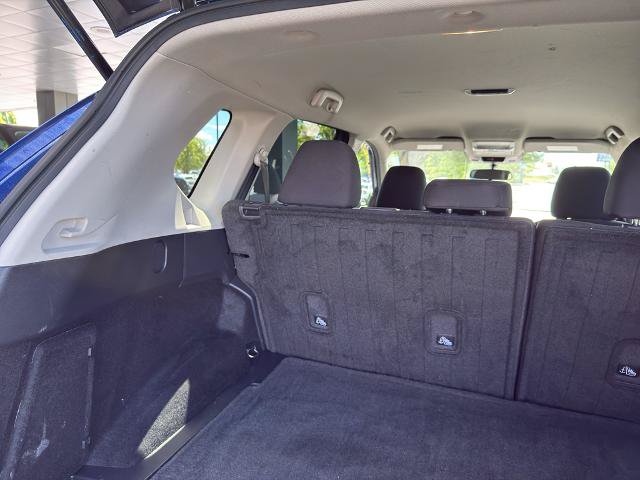 Used 2023 Nissan Rogue S AWD/4WD image 9
