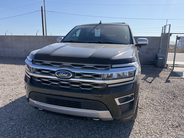 Certified 2023 Ford Expedition Max Platinum AWD/4WD image 4