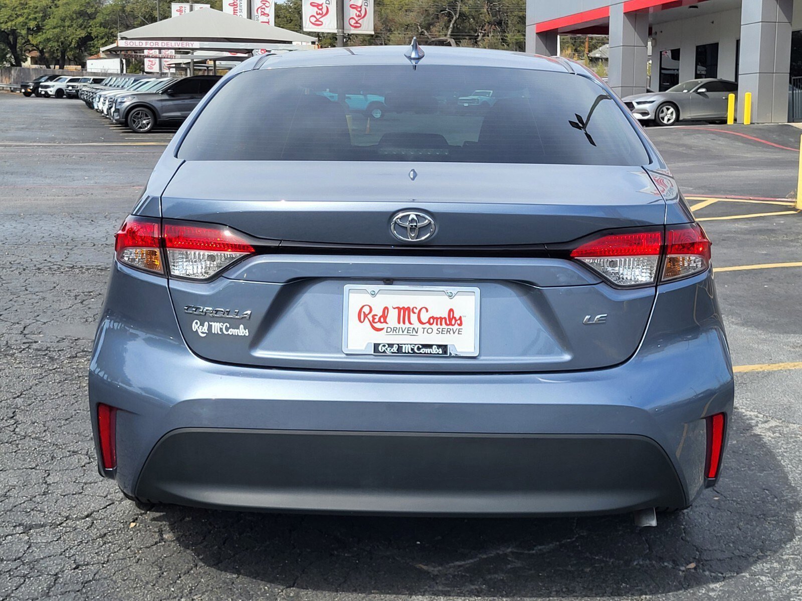Used 2025 Toyota Corolla LE image 3
