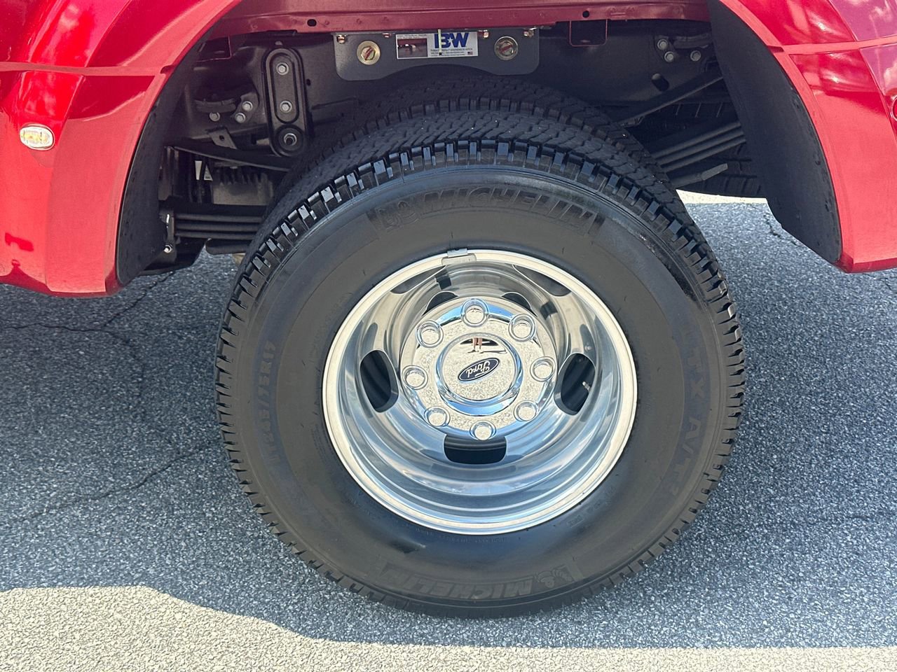 Certified 2024 Ford F350 Lariat w/ FX4 Off-Road Package image 21