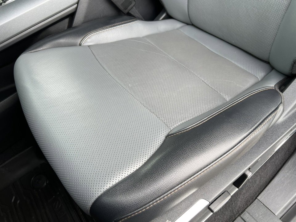 Certified 2023 Ford F150 Lightning Lariat w/ Equipment Group 511A High image 12