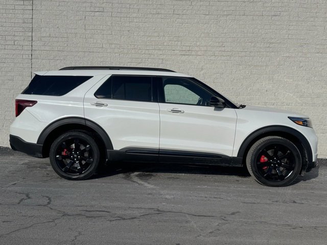 Certified 2023 Ford Explorer ST w/ Equipment Group 401A image 7