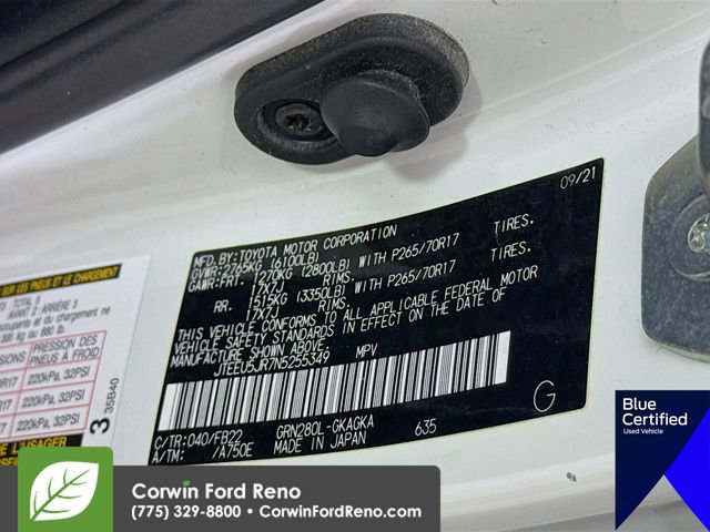 Used 2022 Toyota 4Runner SR5 RWD image 32