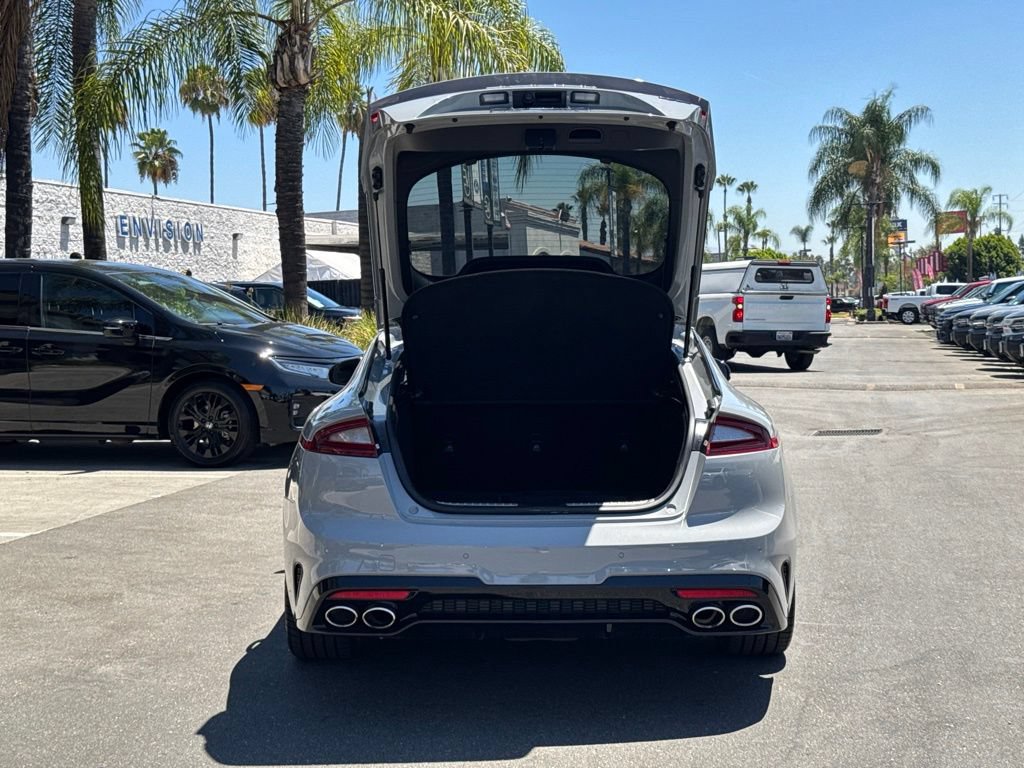 Used 2019 Kia Stinger GT1 RWD image 18